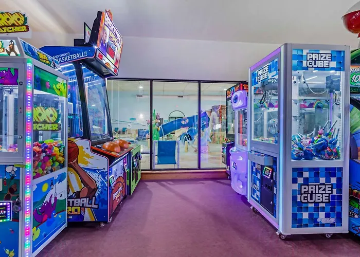 Atlantis Family Waterpark Hotel, Ascend Hotel Collection