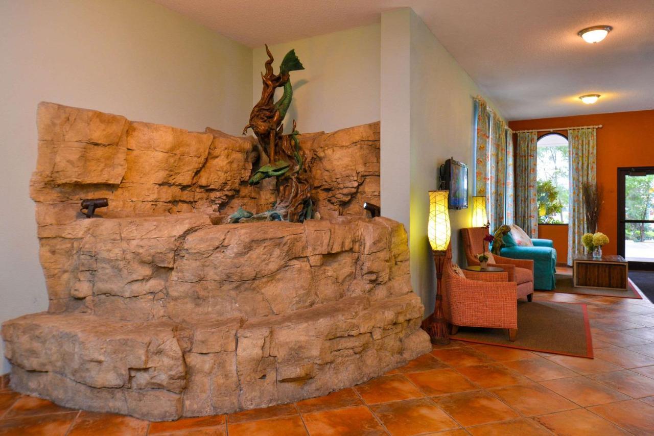 Hotel Atlantis Family Waterpark Hotel, Ascend Collection Lake Delton