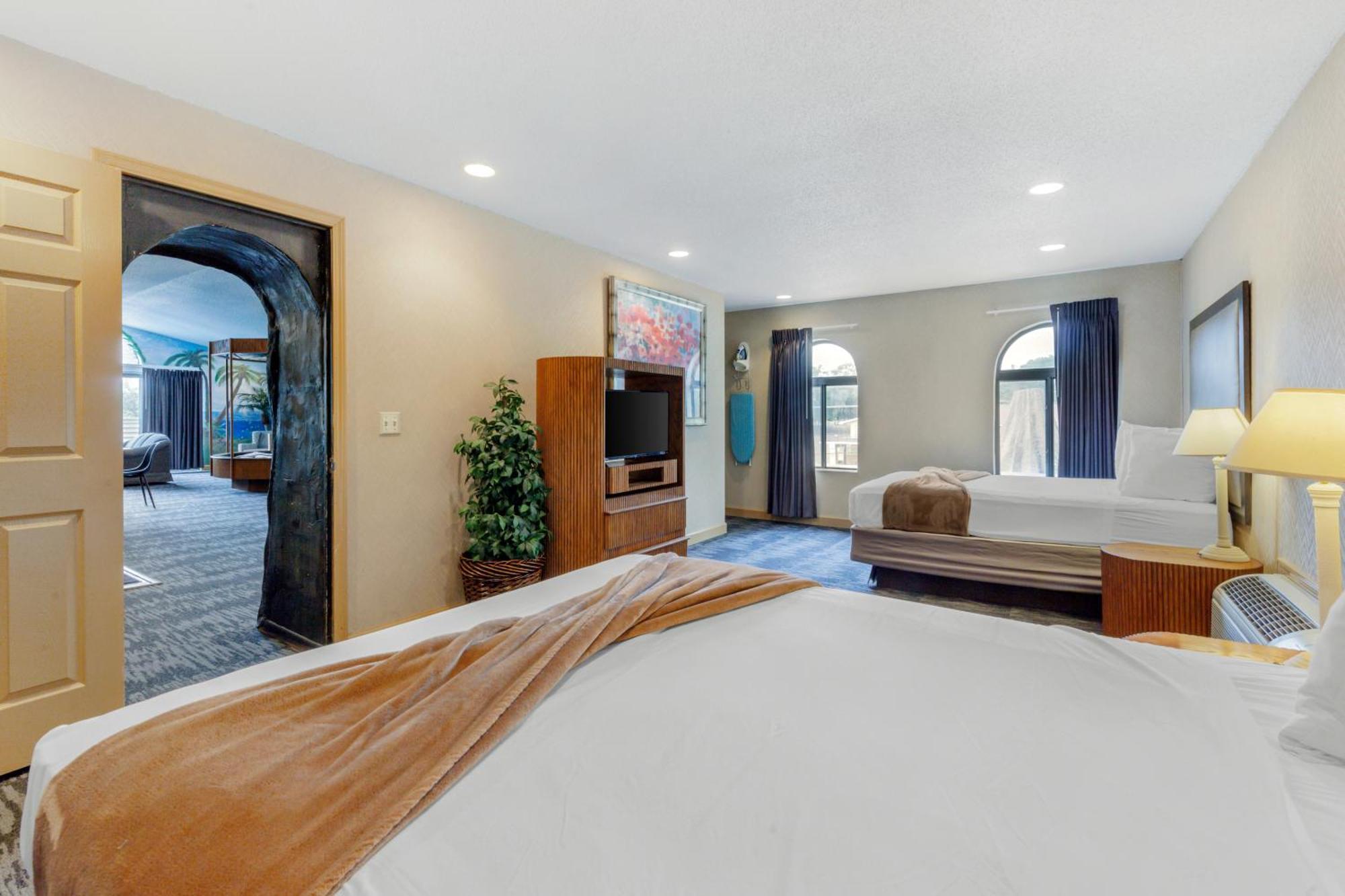 Hotel Atlantis Family Waterpark Hotel, Ascend Collection 3*