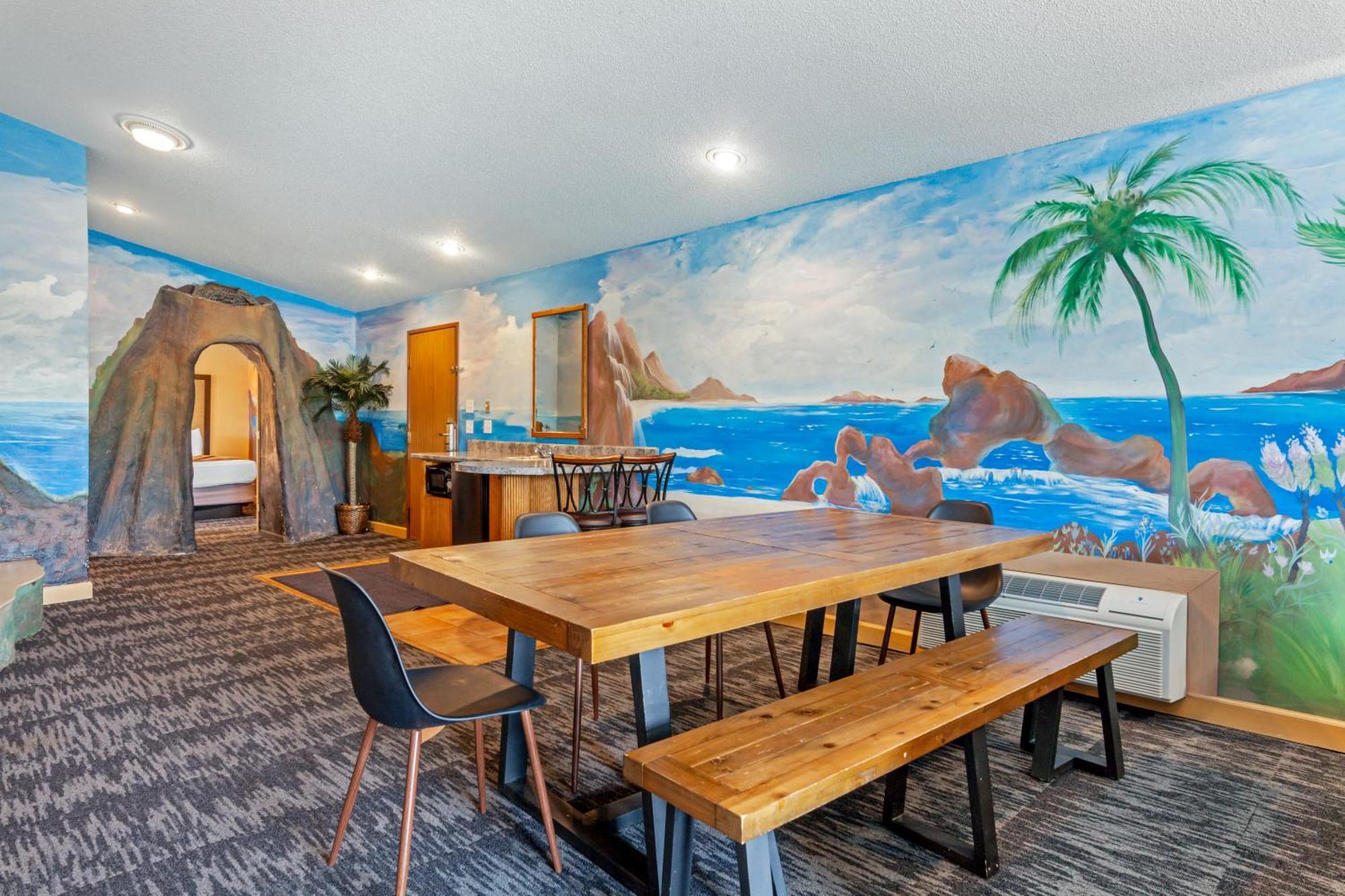 Atlantis Family Waterpark Hotel, Ascend Collection Hotel Lake Delton