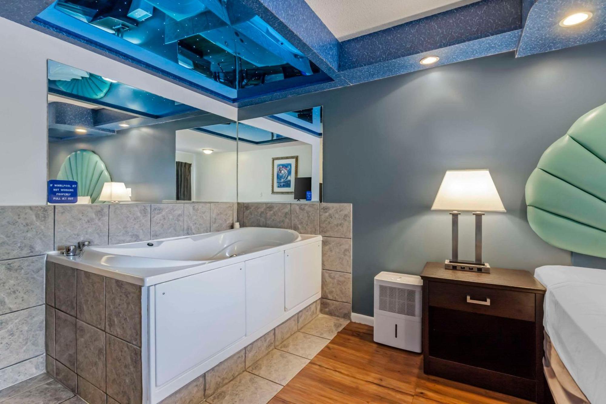 Atlantis Family Waterpark Hotel, Ascend Collection Hotel 3*