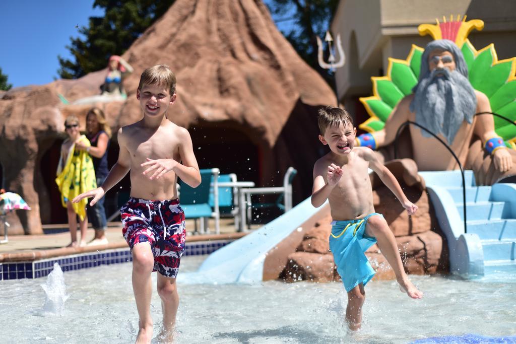 Atlantis Family Waterpark Hotel, Ascend Collection Hotel